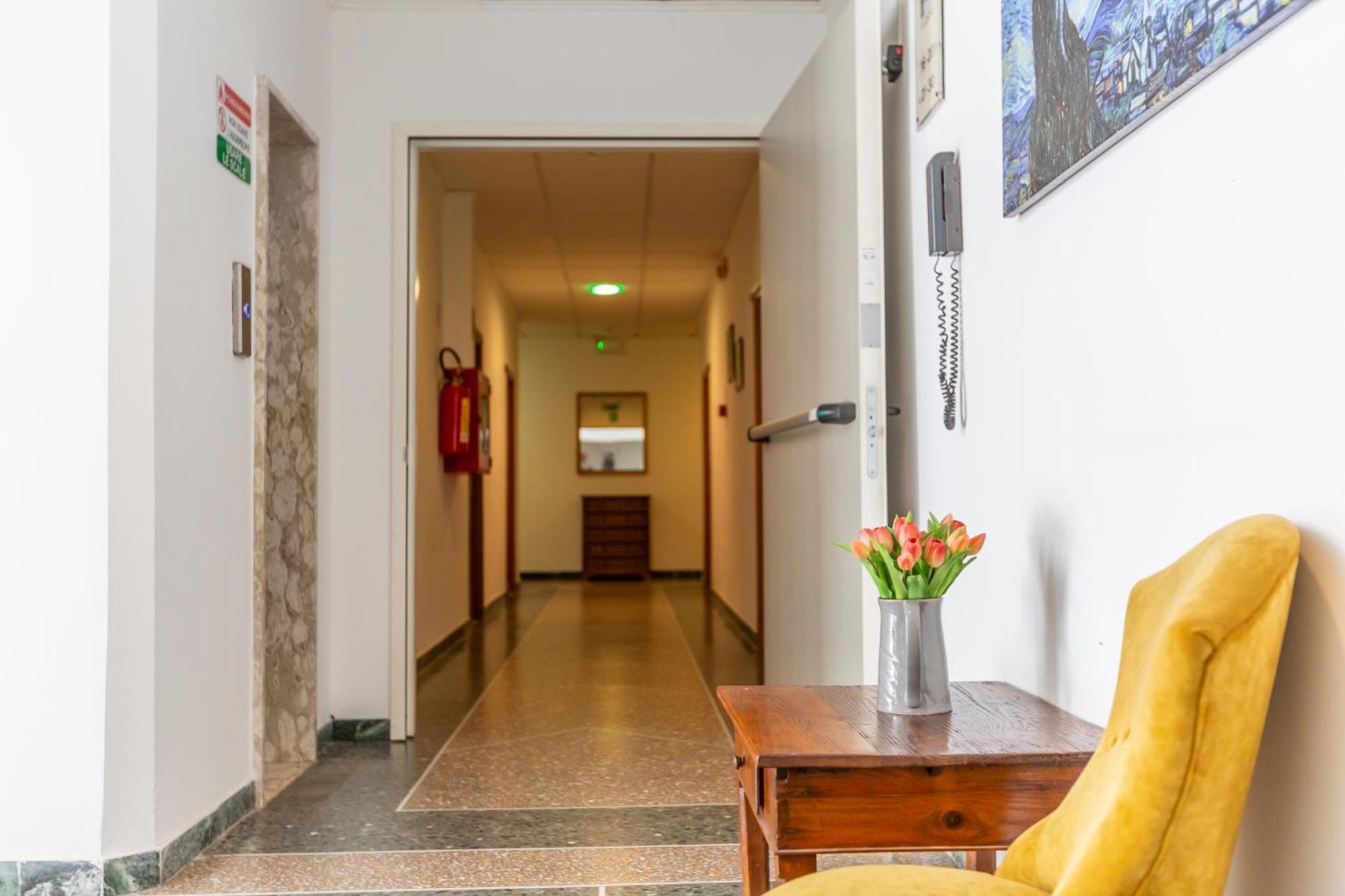 Hotel Haway Rimini Buitenkant foto